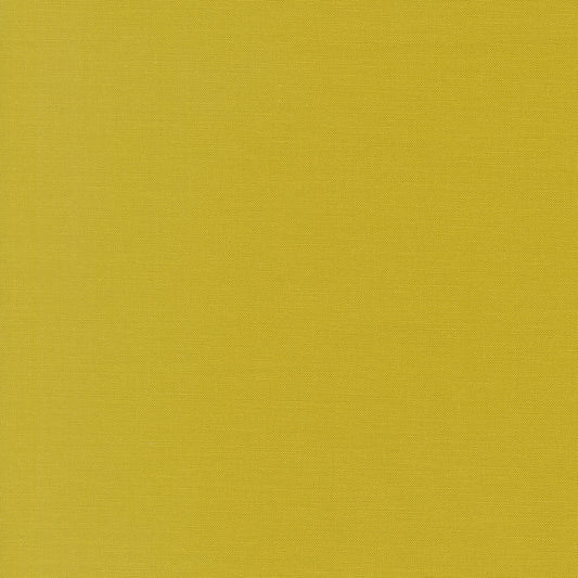 Moda Bella Solids Split Pea